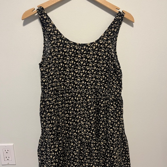 Medium floral dress - Picture 2 of 2